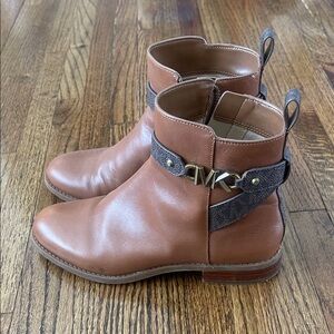 Michael Kors Women Tan Leather Ankle Boots size 5